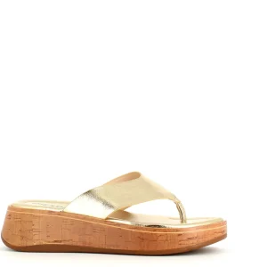 Cinders Shoe Heaven Flat*Heavenly Feet Queenie Flip Flop Gold